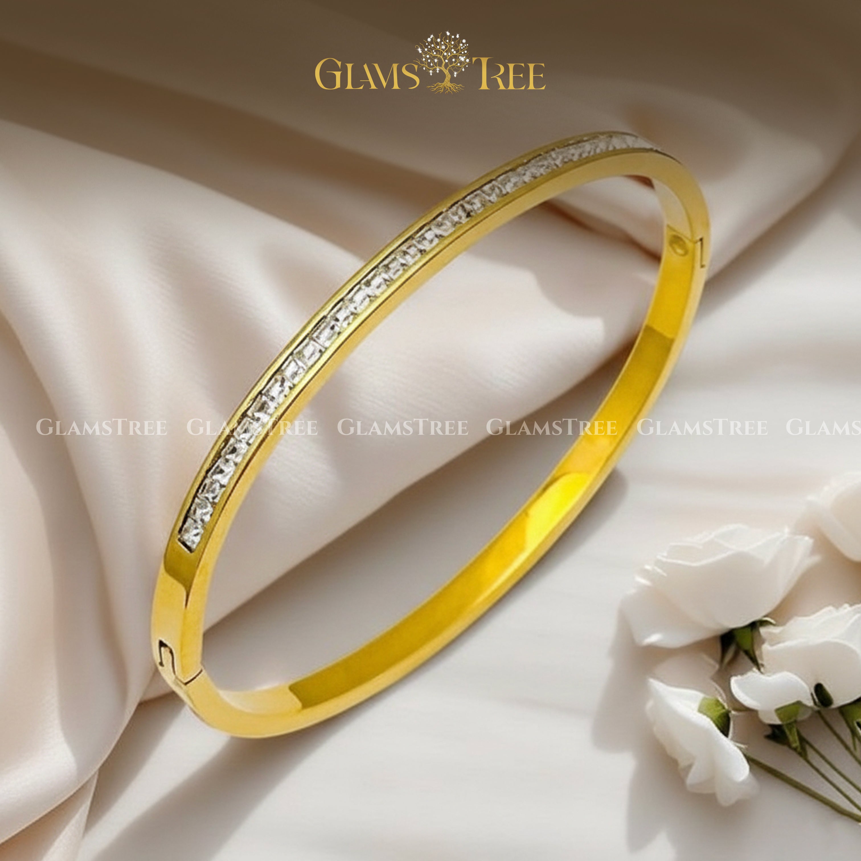 Elegant Gold-Plated Crystal Line Bangle