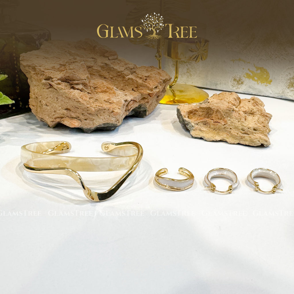 3-Piece Gold Resin Jewelry Set Bracelet, Earrings & Ring